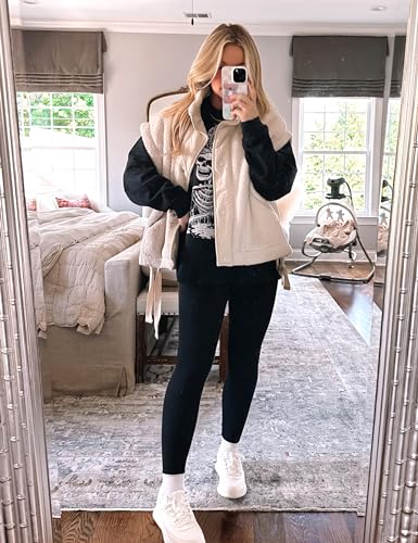 APAFES Women Oversized Fleece Vest Winter Warm Stand Collar Flysleeve Fuzzy Jackets Outerwear Coat with Pockets4