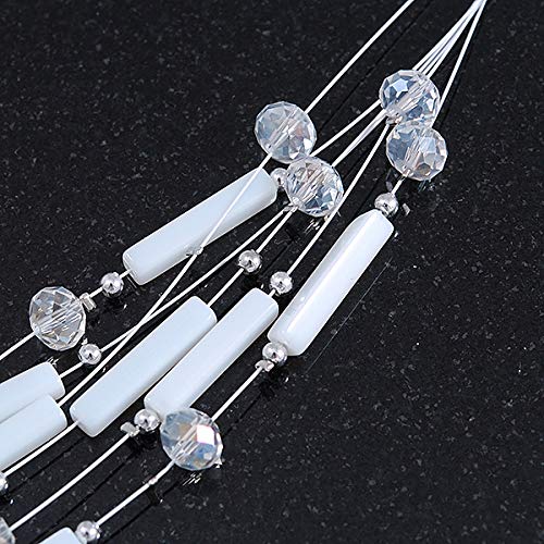 Collar y pendientes de gota: el conjunto luminoso que resalta tu rostro 6