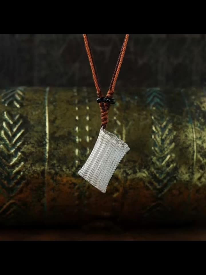 Collier de bouteille de vin sculpté ESN le cadeau idéal des sommeliers
