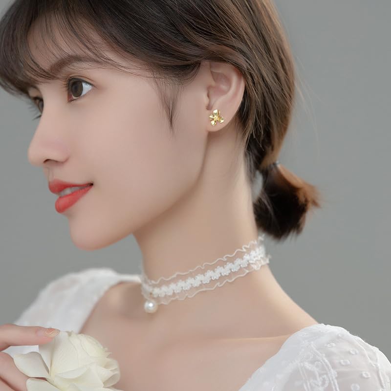 Dainty Flower Stud Earrings | Hypoallergenic Floral Earrings for Women | Minimalist Blossom Gift2