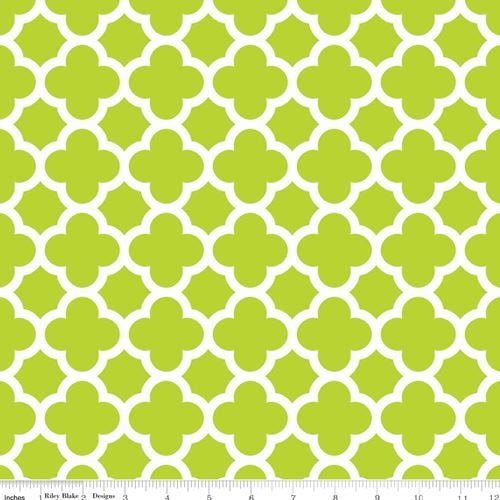 Riley BlakeQuilting Fabric - Quatrefoil Basics Green - - Per Yard