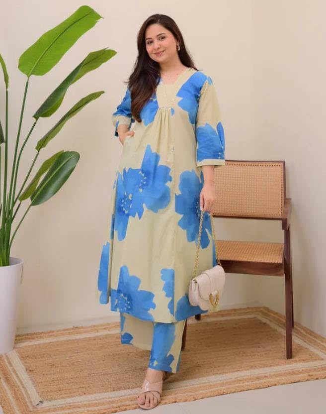 Image of Women Dark Green /Ligth Green /Chiku Viscose Rayon Kurti Pant Set