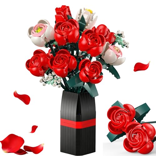 【Rose Artificiali Realistiche Che Non Appassiscono Mai】Questo splendido bouquet di rose realizzato con mattoncini di alta qualità offre un'alternativa incredibilmente realistica ai fiori veri. Perfetto per chi desidera godersi la bellezza delle rose senza la seccatura della manutenzione, queste rose non sbiadiscono, appassiscono o necessitano di essere annaffiate. Sia esposto in un vaso che utilizzato come pezzo decorativo, queste rose offrono un'eleganza duratura che illuminerà qualsiasi spazio