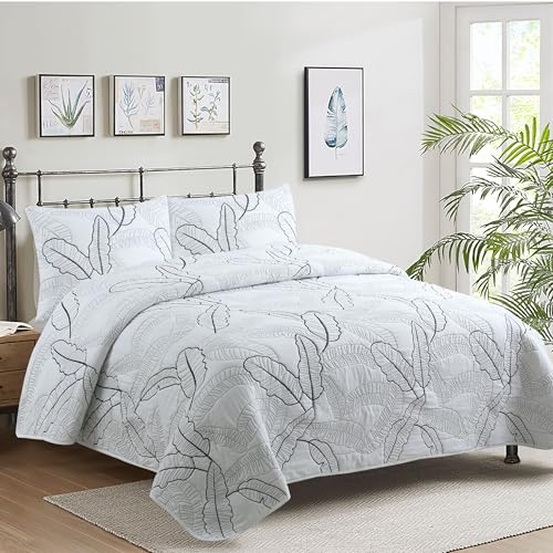 Colcha Boutí Cama 135 (235x270) Blanca Estampada - Moderna y Ligera con Diseño Artesanal 100% Microfibra Extrasuave - Cubrecama para Verano y Entretiempo con 2 Fundas de Almohada (50x70) (Butan)