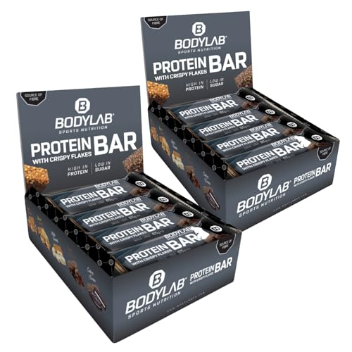 Bodylab24 Crispy Protein Bar Crispy Schokolade 24 x 65g, Protein-Riegel mit 27g Eiweiß pro Riegel, Zuckerarmer Fitness Snack, Knuspriger Eiweißriegel mit vielen Ballaststoffen