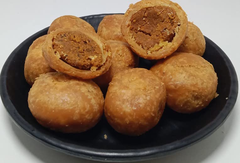 Image of Yuvraj Dry kachori | Dal moth kachori marwari chatpata snacks 250 Gm pack