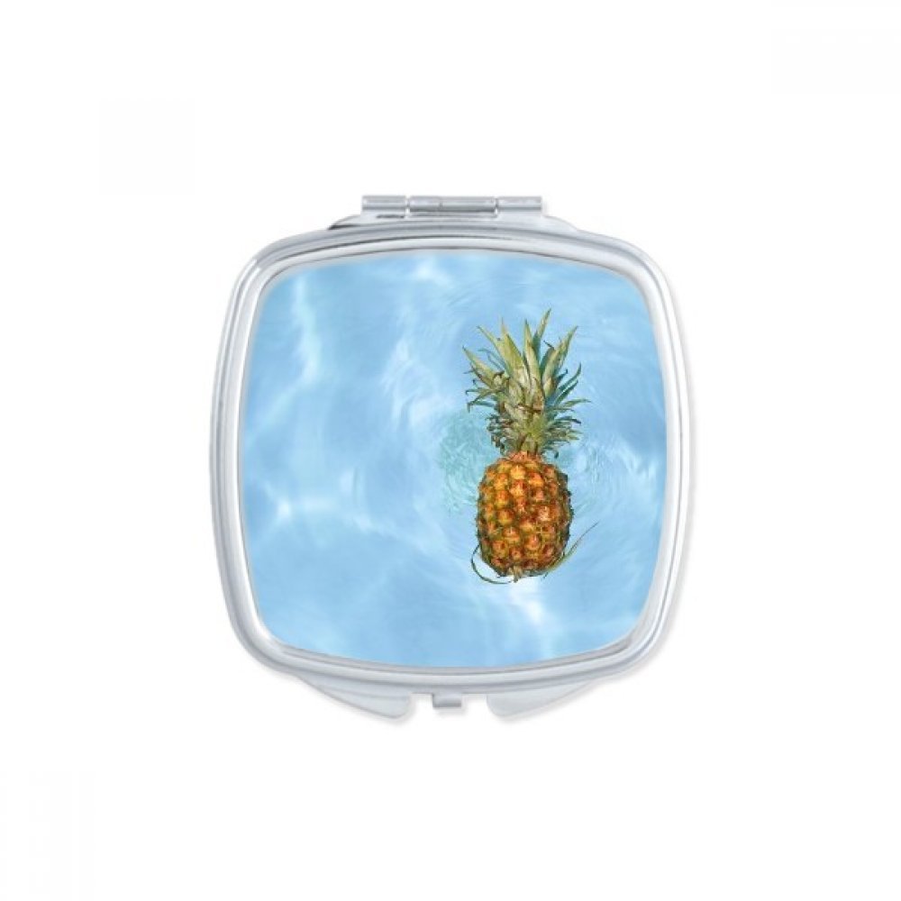 Miroir de poche à la main multicolore idéal pour le sac à main et les retouches maquillage en voyage