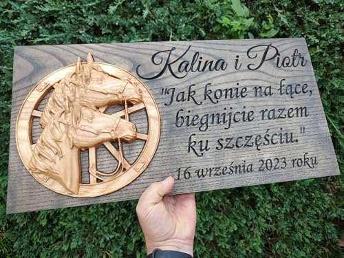 Image cheval gravée avec précision pour un support noble et durable