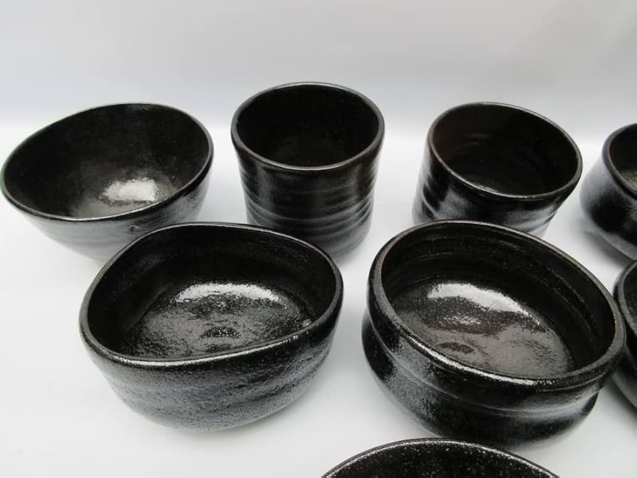 Amazon.co.jp: 楽七 数茶碗 十二ヶ月 茶碗 楽七造[黒楽茶碗12客