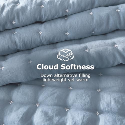Image of WDCOZY Cloud Soft Quilt Set, Oversized King Size, Light Blue 116x106 inches