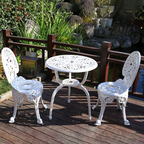 Table extérieur avec chaise compacte pour aménager un petit espace de jardin