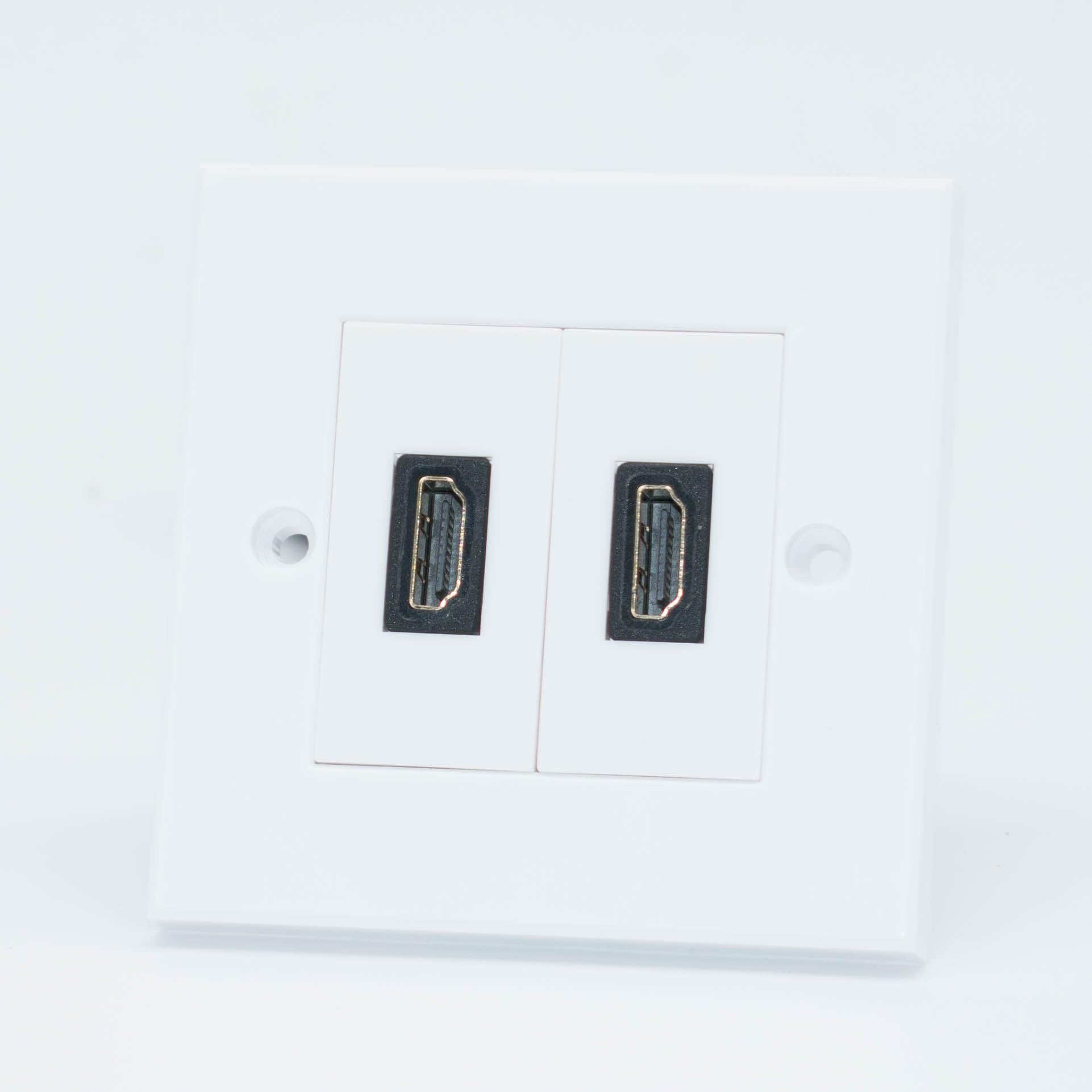 iSynq Dual Port HDMI Single Gang Wall Plate/Faceplate, supports 4K video, includes 2 snap in modules with 20cm Fly Leads