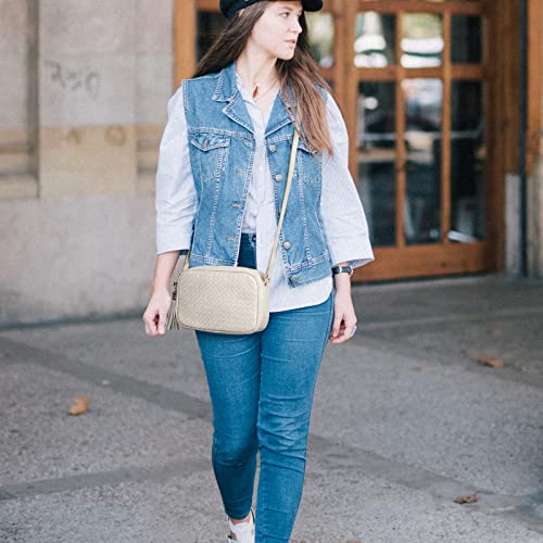 Image of AFKOMST Woven Crossbody Bag, Small Summer Purse and Boho Bag for Women | Vegan Leather, Roomy Space, 2.3L Capacity, fits iPad mini /Long Wallet /Kindle, Versatile for Daily Use /Casual /Date /Office