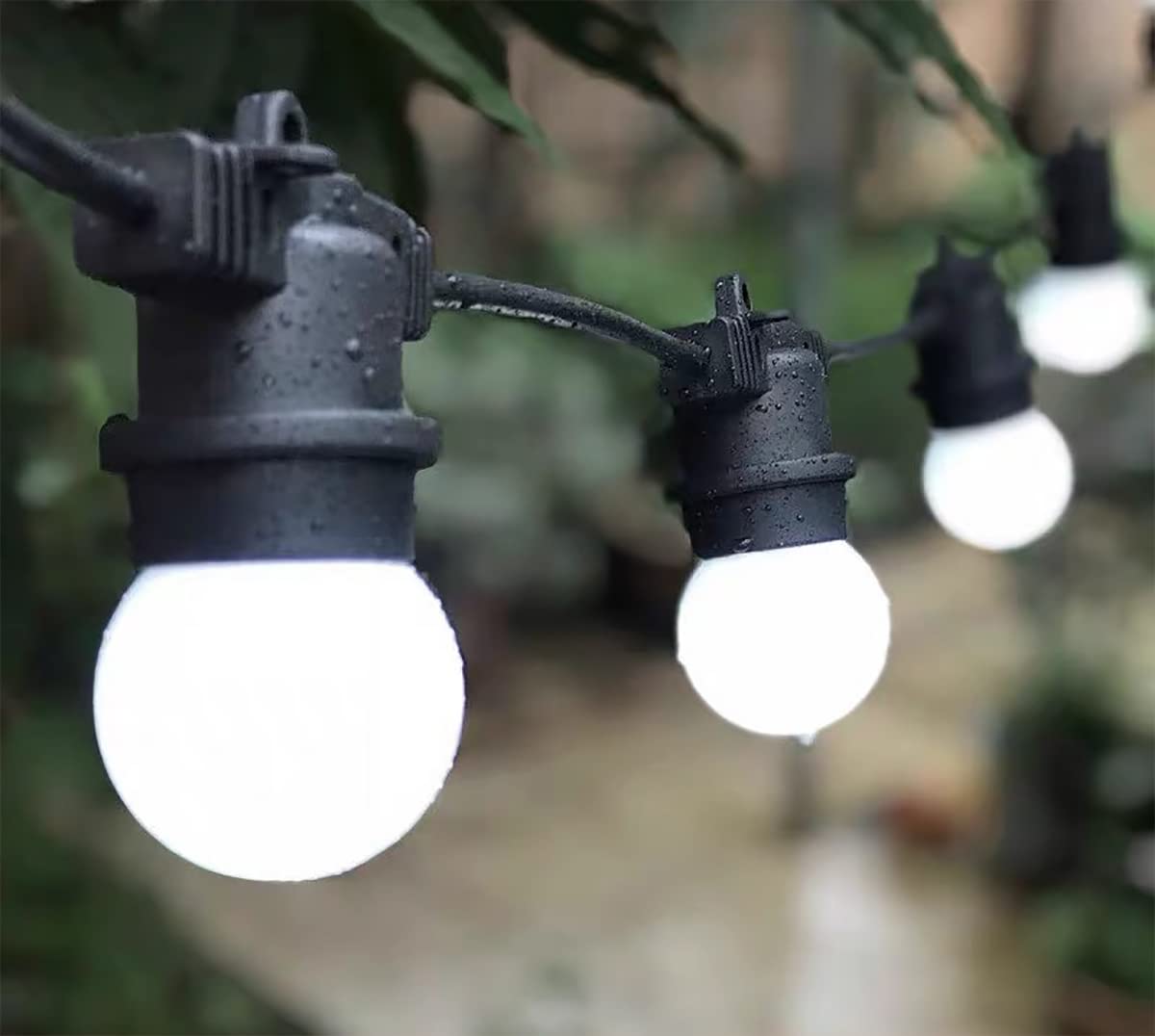 40 Pack Bombillas LED B22 3W, Blanco Frio, Equivalente a 30W, 240 Lm, G45 LED Lámparas Luz Ambiente para Hogar Jardín Navidad Terraza Patio Decoración Fiestas Pergolas Luces Exteriores