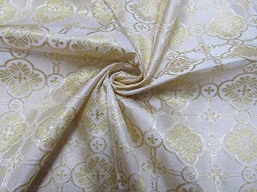 Tissu brocart en soie beurre crème d'exception pour haute couture