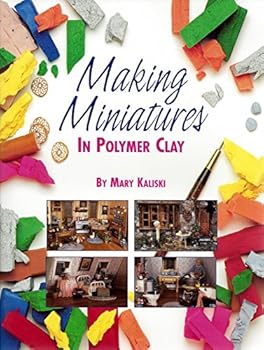 Paperback Making miniatures in polymer clay Book