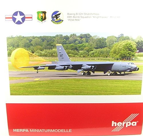 Herpa 558440 U.S. Air Force Boeing B 52H Stra Tofo Rtress, 69th BS, Pow Mia Miniature Vehicle