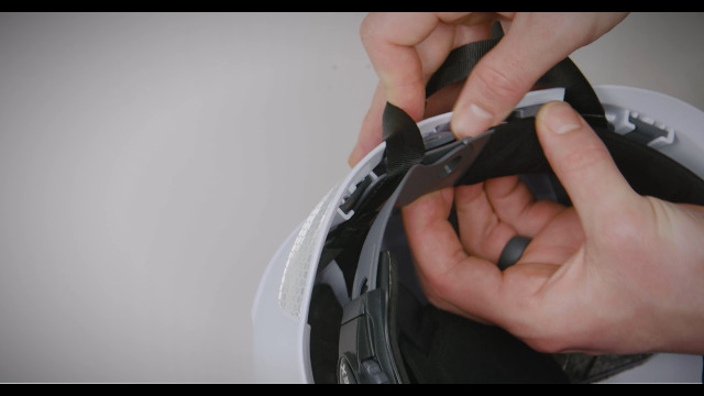 Pyramex HP76110 White RIDGELINE XR7-6pt Ratchet - White