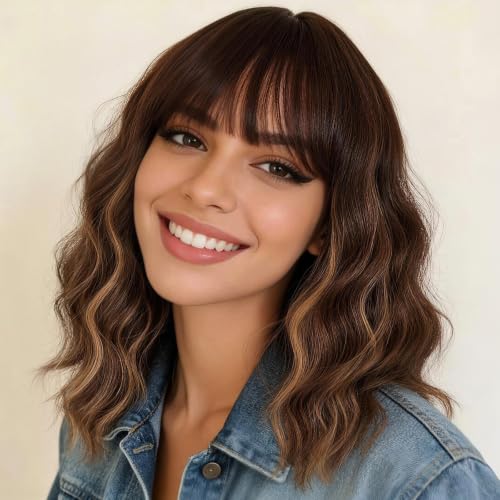 Nnzes Short Wavy Bob Wig with Bangs for Women Shoulder Length Curly Ombre Brown Highlight Synthetic Heat-Resistant Fiber Hair for Daily & Party Use