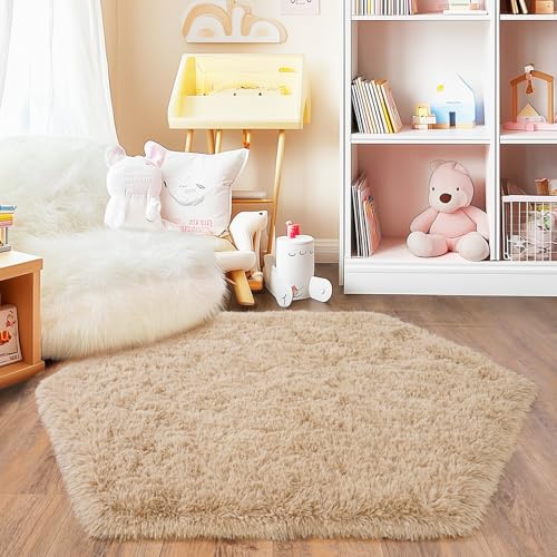 4x4.6 Feet Beige Hexagon Rugs for Princess Tent, Ultra Soft Fluffy Hexagon Area Rug for Bedroom, Cute Shag Rugs for Girls Room, Fuzzy Plush Carpet for Kids Room Tent Castle Home Decor