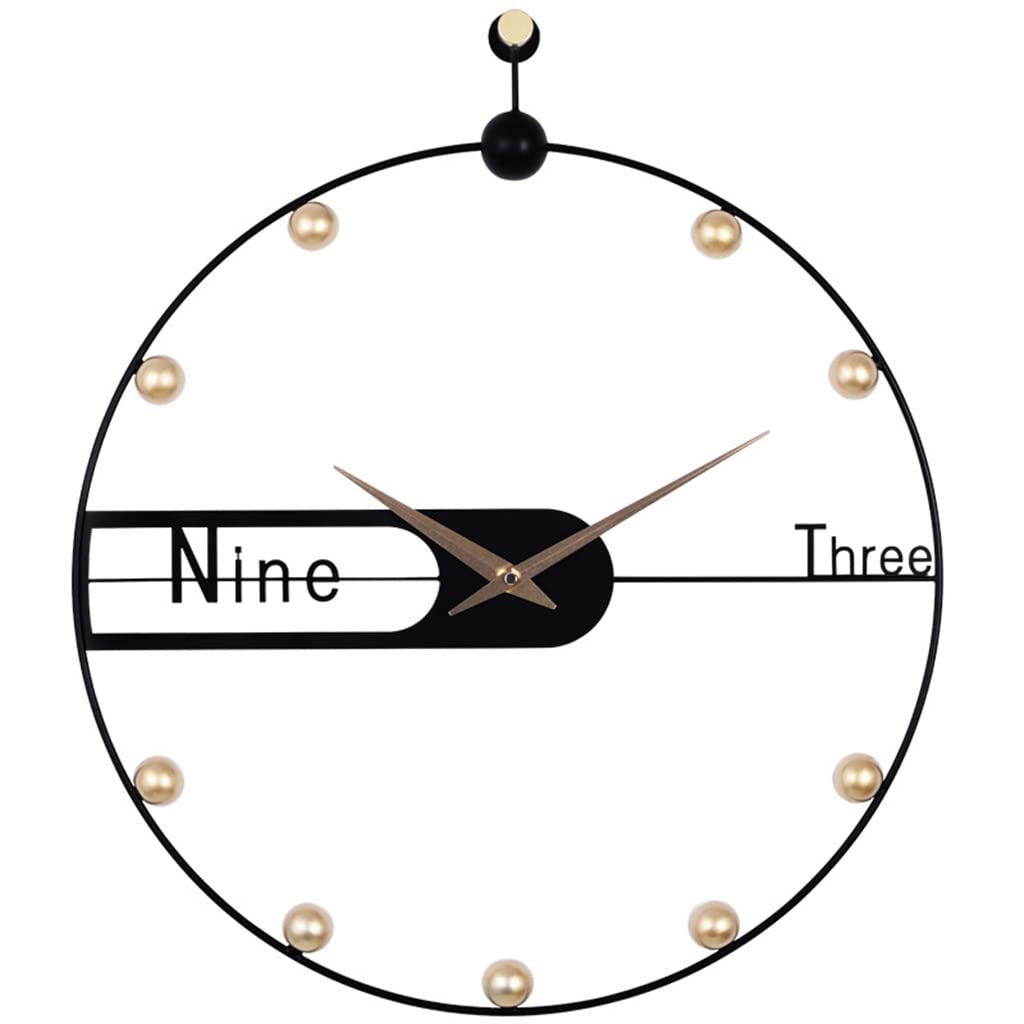 Horloge murale de salon personnalisée pour créer une ambiance chaleureuse