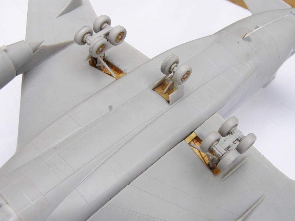 Douglas MD-11 (MikroMir) 1/144 MD14415