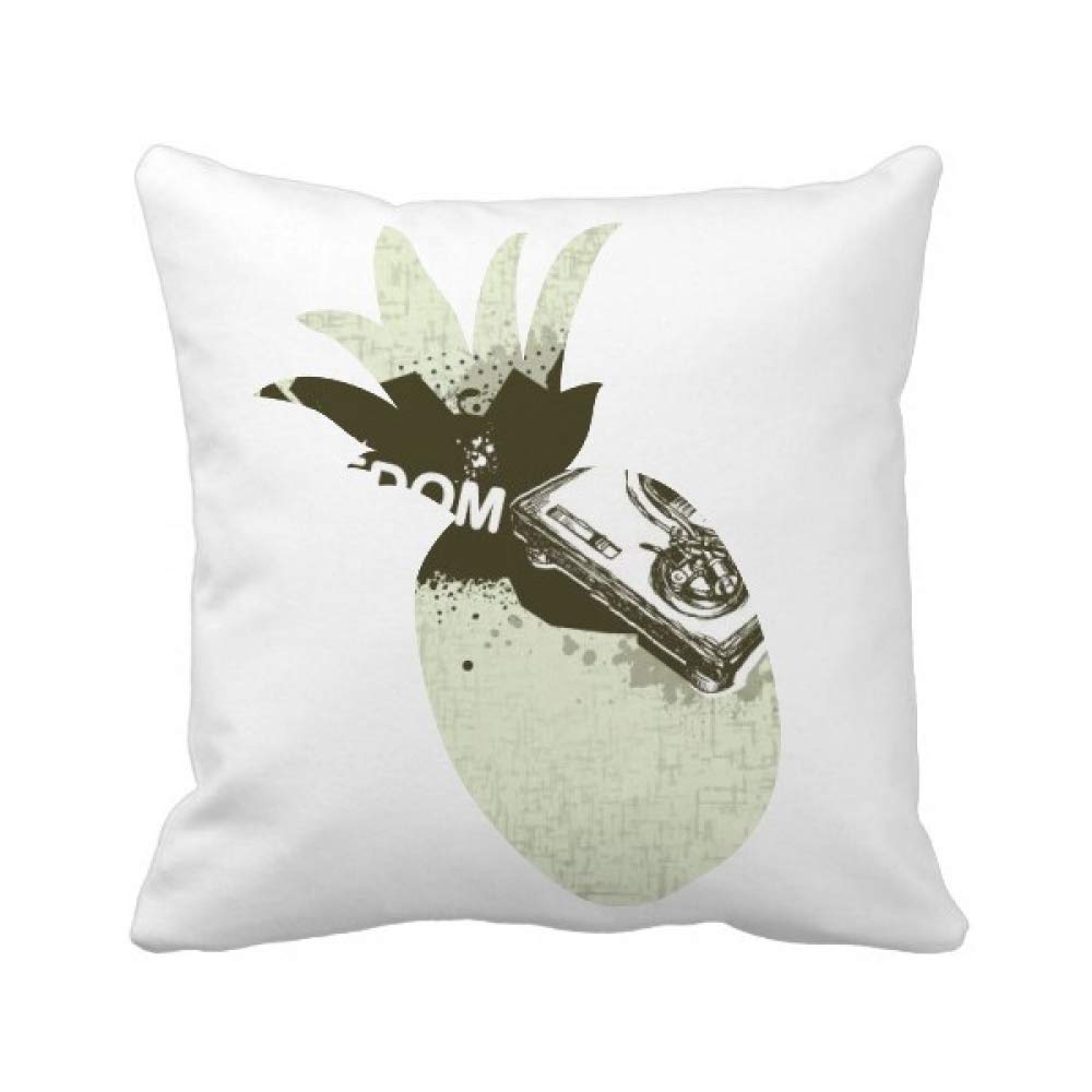 Housse de coussin street art pour salon ado déco graffiti urbain