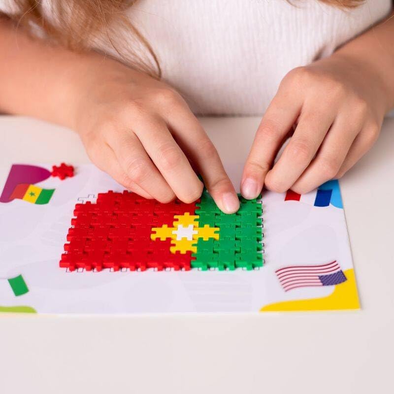 Meli Minis Flags Set - 700 bloques de construcción, juguetes creativos para niños a partir de 3 años, construcción de banderas de todo el mundo, instrucciones con 84 banderas, tamaño 21 x 15 cm