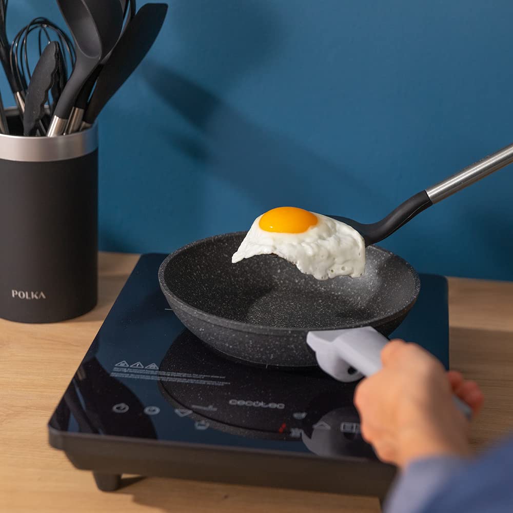 Cecotec Set da 9 pezzi Nero, rivestimento Soft touch e manico effetto legno. Materiali: Silicone, Nylon e PP, Include Holder Polka
