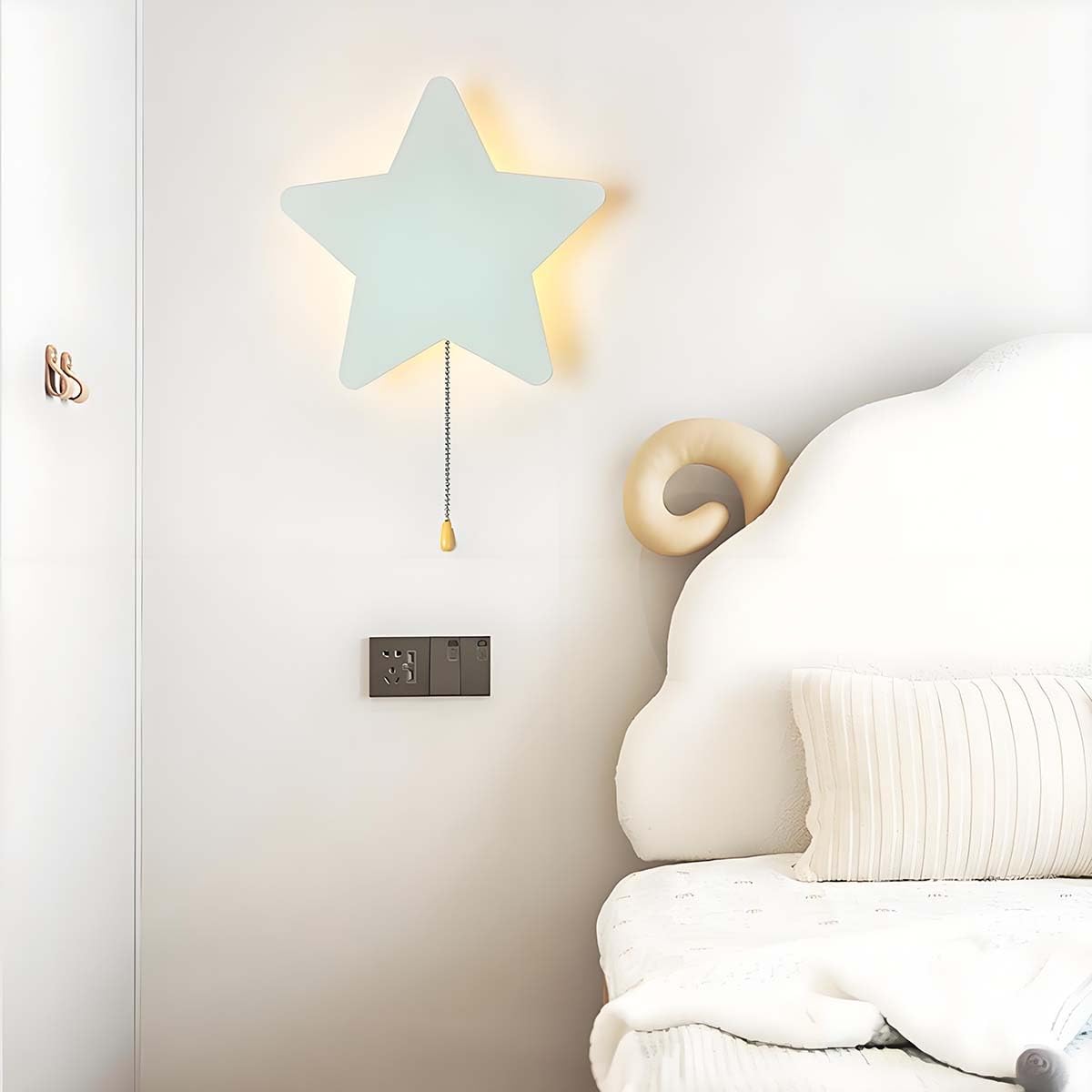 AoLa Kinderzimmer Wandleuchte Akku Innen LED Wandlampe Stern mit Schalter Kabellos Wand Nachttischlampe 3 Farben Ohne Stromanschluss Batteriebetriebene Deko Wandbeleuchtung Kinderlampe