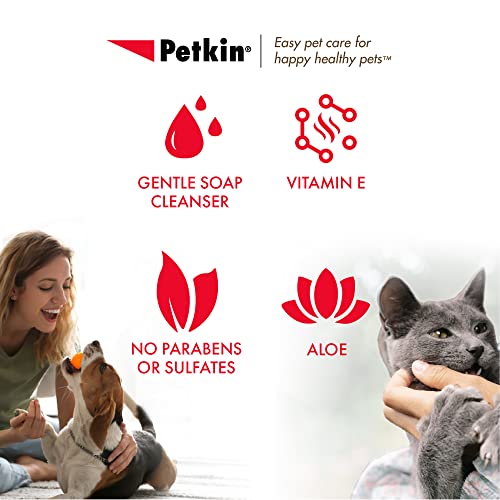 Petkin Mega PetWipes, 200 Wipes - Grooming Pet Wipes for Dogs and Cats - for Face, Paws, Ears, Body and Eye Area - Super Convenient Dog Cleaning Wipes, Ideal for Home or Travel - Easy to Use