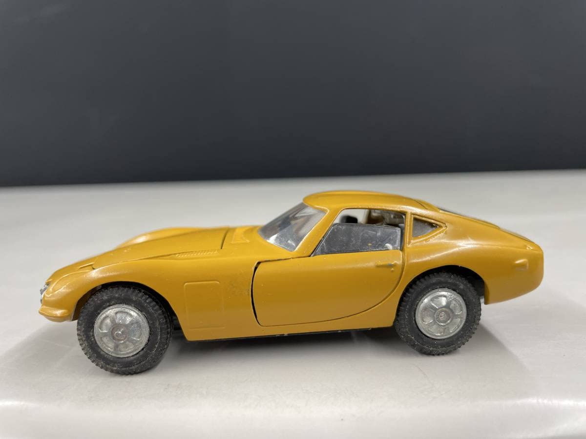 Amazon | Tekno テクノ 934 ミニカー2000GT ブラウン 箱付き