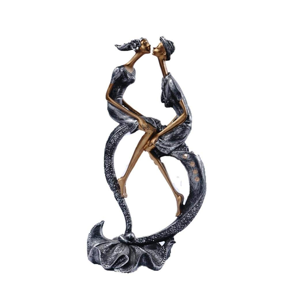 Statue couple en résine pour décorer un salon ou une chambre moderne