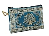 Medidas: 15 x10 cm aproximadamente. Hecho de tela Kilim en poliéster. Con cremallera. Hecho en Turquía.