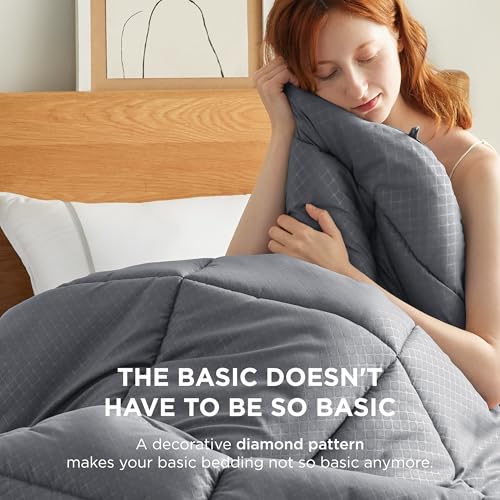 Image of Bedsure Comforter Duvet Insert - Quilted Comforters Queen Size, All Season Duvet, Down Alternative Bedding Comforter with Tabs(Grey Diamond Pattern,Queen 88 inchx88 inch)