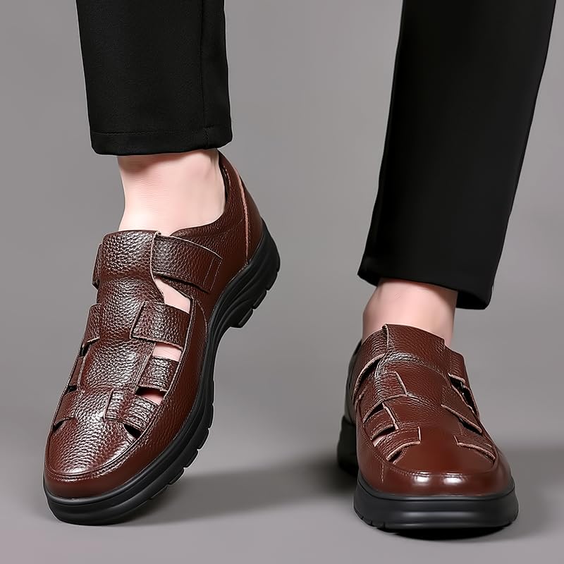 Men's leather sandals, comfortable walking shoes, brown and black, breathable casual style, with non-slip soles.4