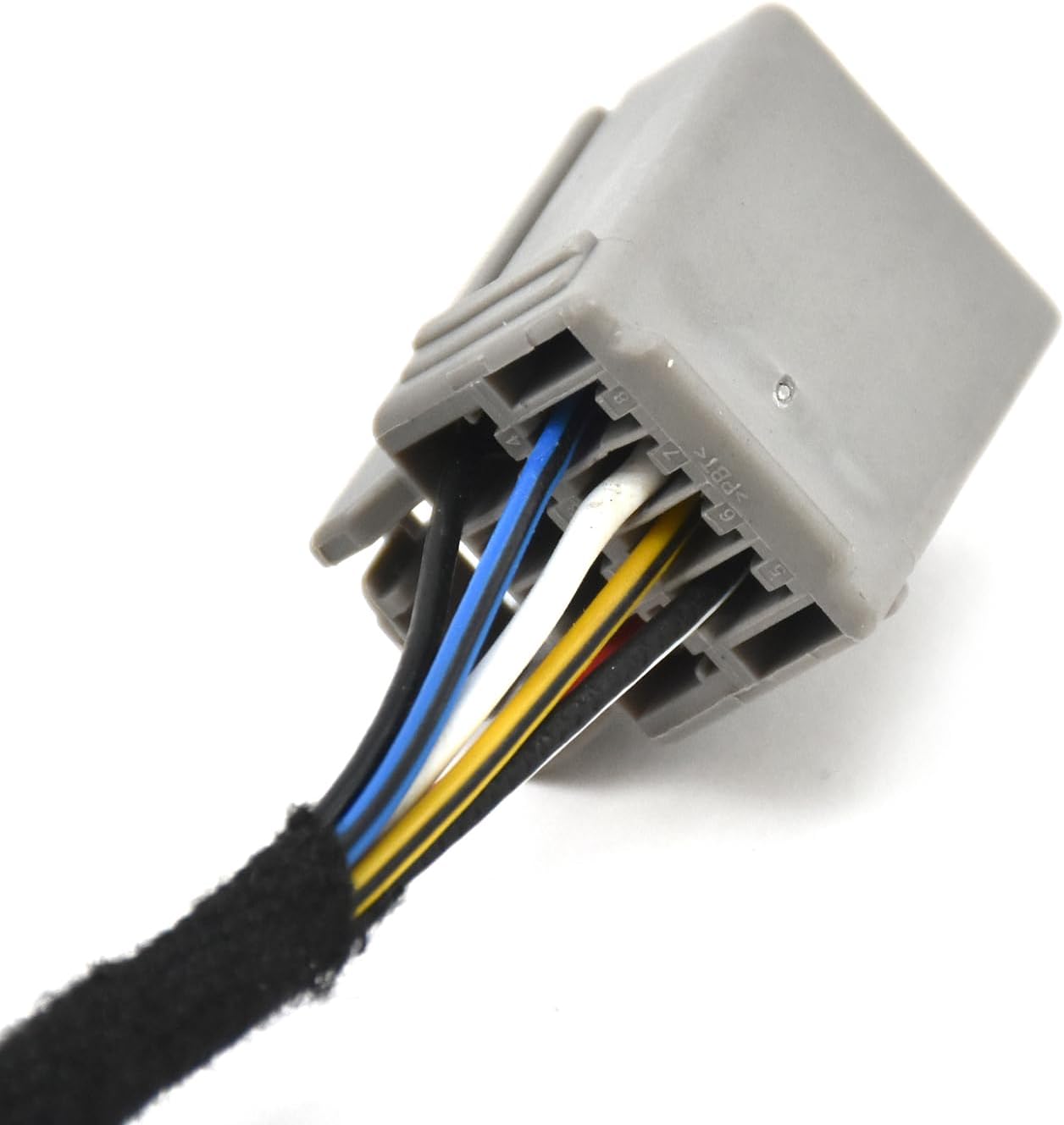 14+ RAM Classic USB Media Center Hub Upgrade Wiring Harness Adapter For CARPLAY