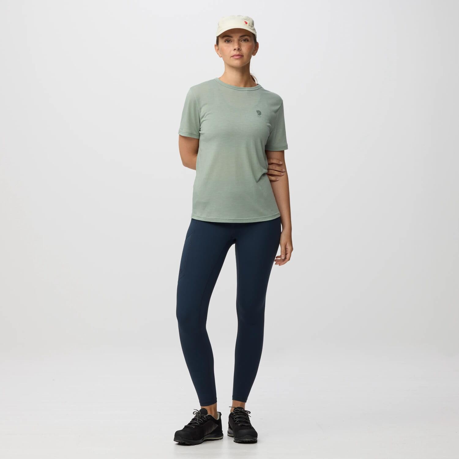 Fjällräven Damen T-Shirt High Coast | Weicher Mix aus Lyocell und Polyester. Rundhalsausschnitt. Regular Fit.