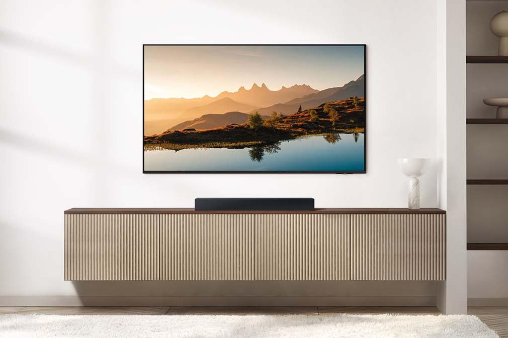 Samsung HW-B410GF B-Series 2.0-Kanal-Soundbar für Fernseher, TV-Lautsprecher mit integriertem Subwoofer, One Remote Control, Game Mode, Bluetooth, Surround Sound Expansion (SSE)