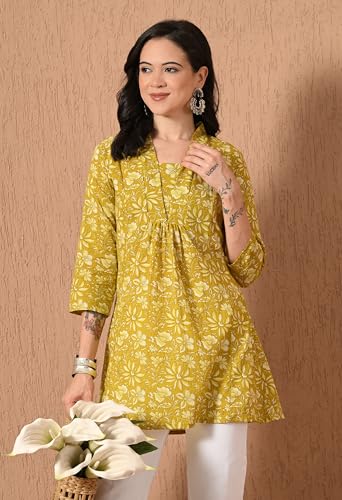 Image of Amazon Brand - Tavasya Women Ethnic Printed V-Neck Cotton Short A-line Kurta | Stylish Casual Everyday Office Top | 3 /4th Sleeve | Regular Fit