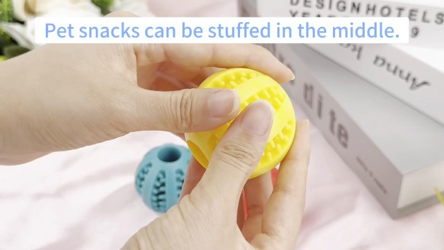 4 Palle Giocattolo Per Cani - Puliscono I Denti E Divertono