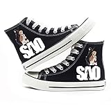 Die personalisierten weißen High-Top-Canvas-Schuhe bestehen aus hochwertigem Canvas-Obermaterial, textilen Innenmaterialien und verschleißfesten Gummisohlen. Sie sind bequem, atmungsaktiv, langlebig und sicher und für Frühling, Sommer, Herbst und Winter geeignet.