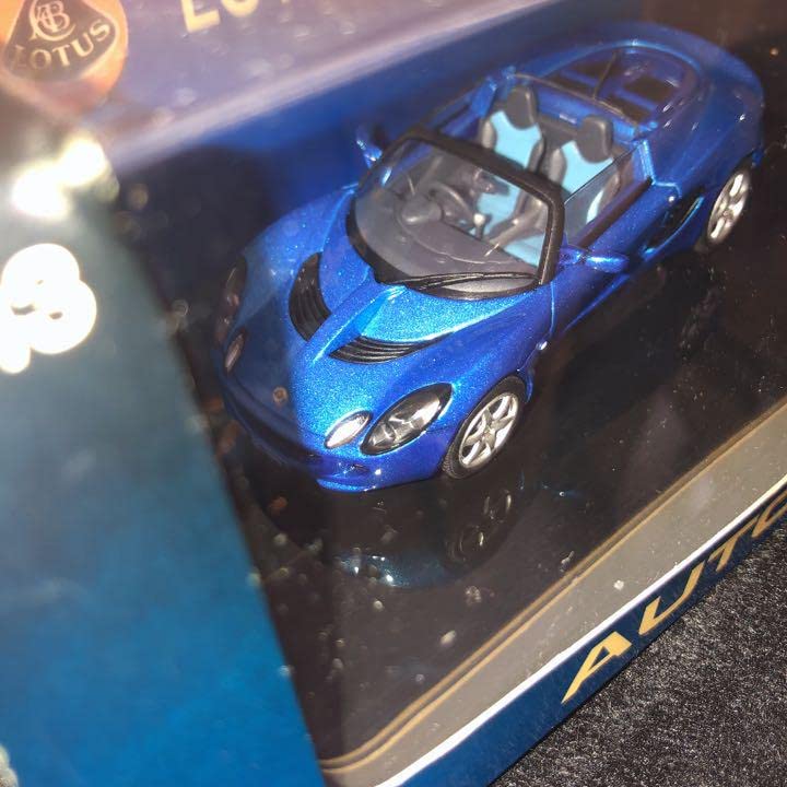 Amazon | オートアート1／43ロータスエリーゼブルー | ミニカー・ダイ