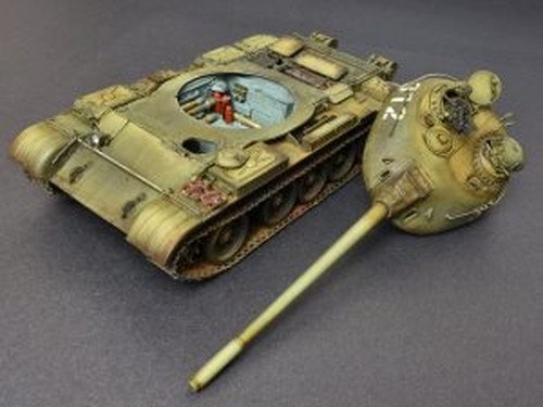 Amazon | ミニアート 1/35 ソビエト連邦軍 T-54A フルインテリア (内部