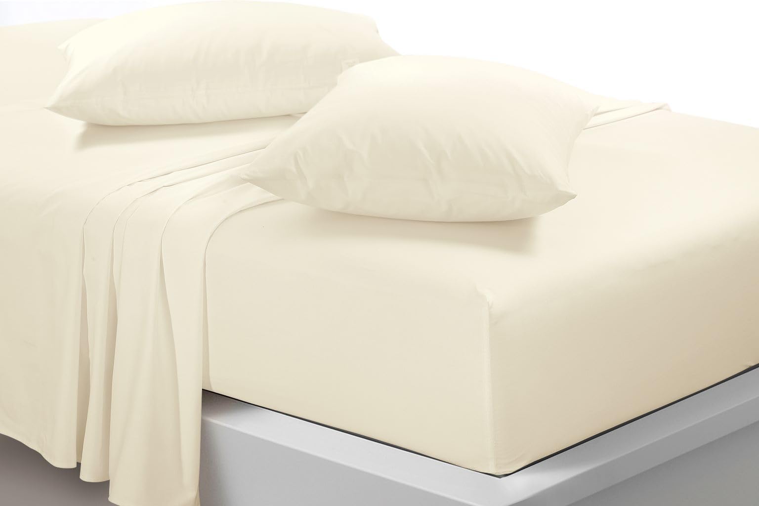 Super Soft Brushed Microfibre Flat Sheet - Breathable Hypoallergenic Top Sheet - Anti Wrinkle, Shrink and Fade Resistant - Flat Sheet (Cream, Double)