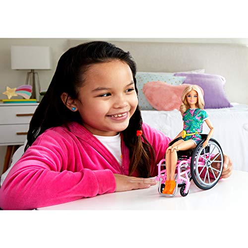 Barbie Fashionistas Doll #165, with Wheelchair & Long Blonde Hair Wearing Tropical Romper, Orange Shoes & Lemon Fanny Pack, Toy for Kids 3 to 8 Years Old - GRB93 – Bild 3