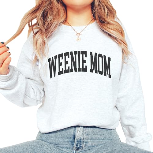 Weenie Mom Varsity Sweatshirt, Cute Dachshund Pet Parent Sweater, Doxie-Dog-Mom Gift, Dog Lover Shirt, Unisex Womens Crewneck Sweatshirt Sand3