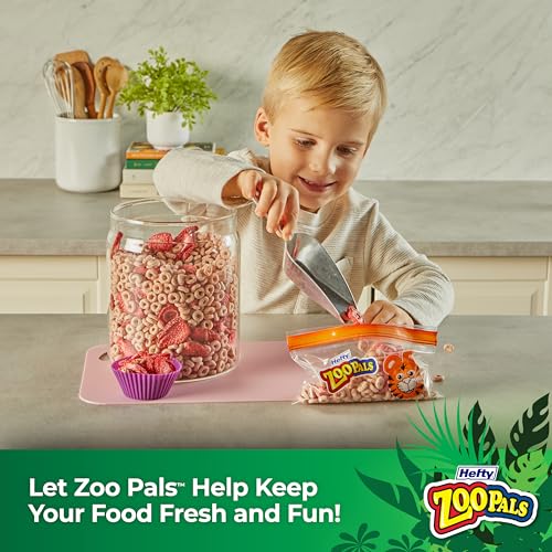 Image of Hefty Zoo Pals Press to Close Snack Bags, 50 Count