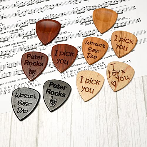 Médiator pour guitare en bois personnalisé + coffret cadeau | Concevez un présent unique | Gravure laser (Bois de santal… - Les Beatles, Paul McCartney, John Lennon, RIngo Starr, George Harrison Médiator pour guitare en bois personnalisé + coffret cadeau | Concevez un présent unique | Gravure laser (Bois de santal… – Image 4