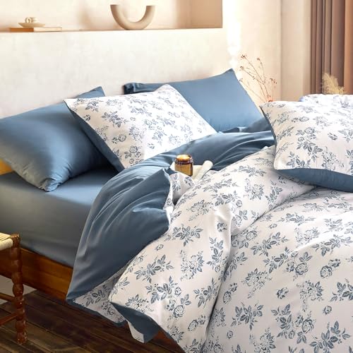 Image of Wake In Cloud - Cottagecore Comforter Set, Floral Vintage Flower Shabby Chic Coquette Aesthetic for Women Teen Girls, Soft Lightweight Dorm Bedding, 3 Pieces, Dark Blue, Full Size